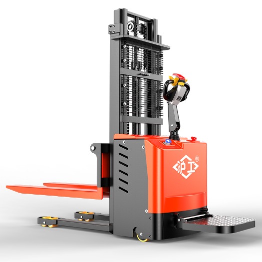ເປັນຫຍັງ Forklift ປະເພດແບບຢືນໄຟຟ້າເຕັມຮູບແບບຈຶ່ງເປັນທາງເລືອກທີ່ສະຫຼາດທີ່ສຸດສໍາລັບການດໍາເນີນງານຂອງສາງທີ່ທັນສະໄຫມ